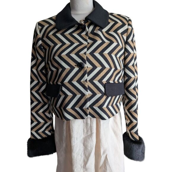 Red Valentino Mink Fur Accents Wool Blend Chevron Crop Jacket/Blazer L/Us10/It46 - Picture 3 of 16